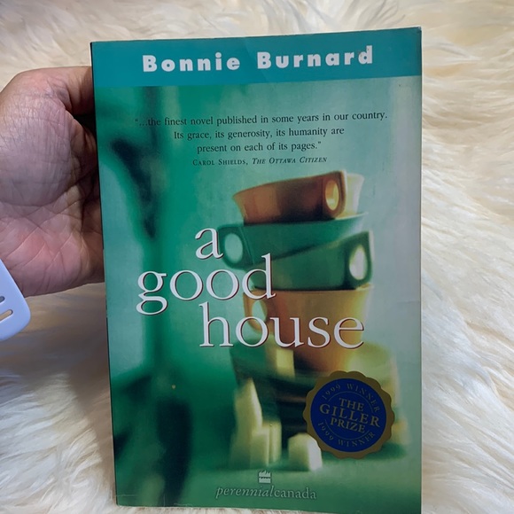 🐸2/$10🐸A good House. Bonnie Burnard - Picture 1 of 6